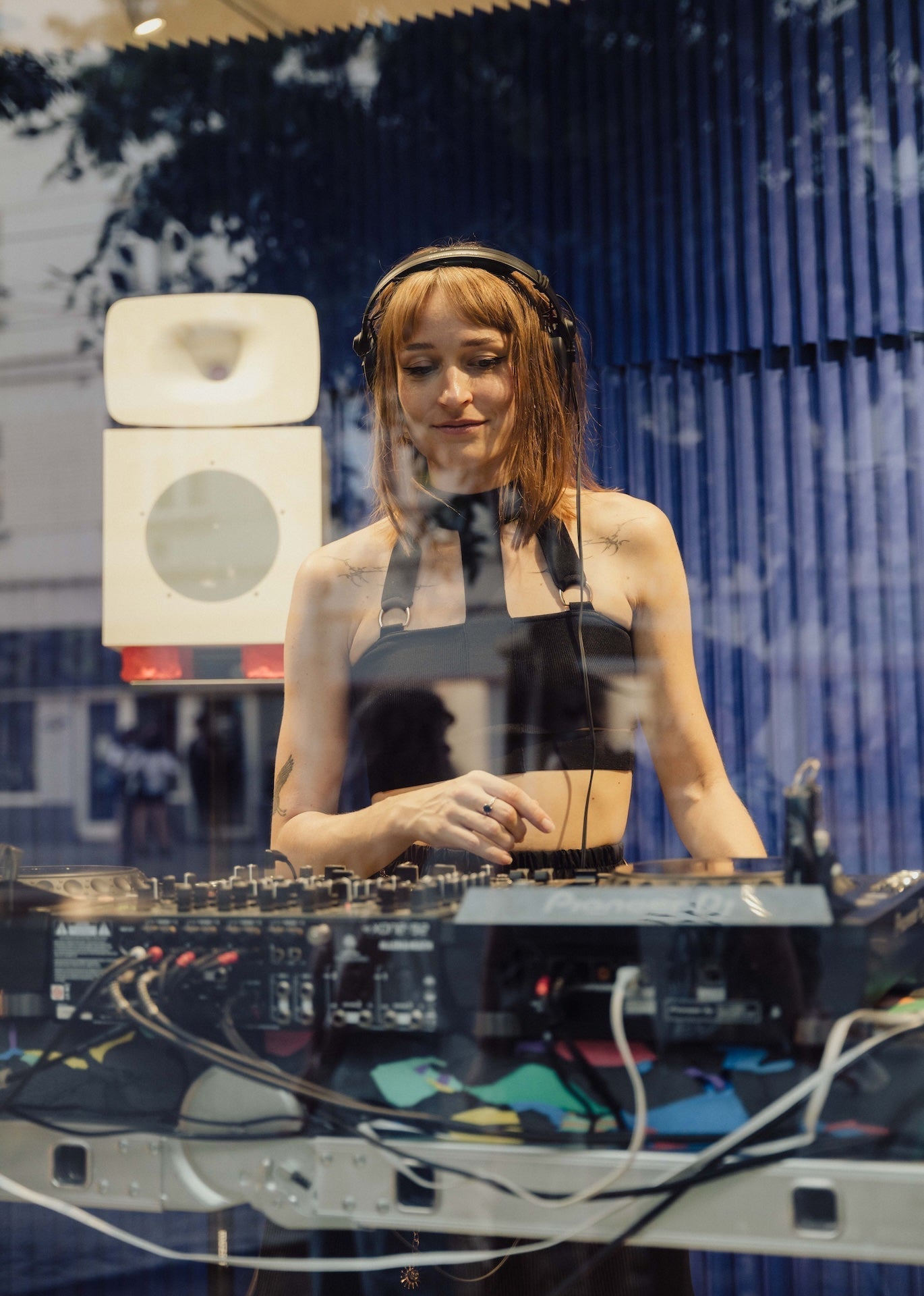 SJ yellow - Klubová krize dává příležitost lokální scéně