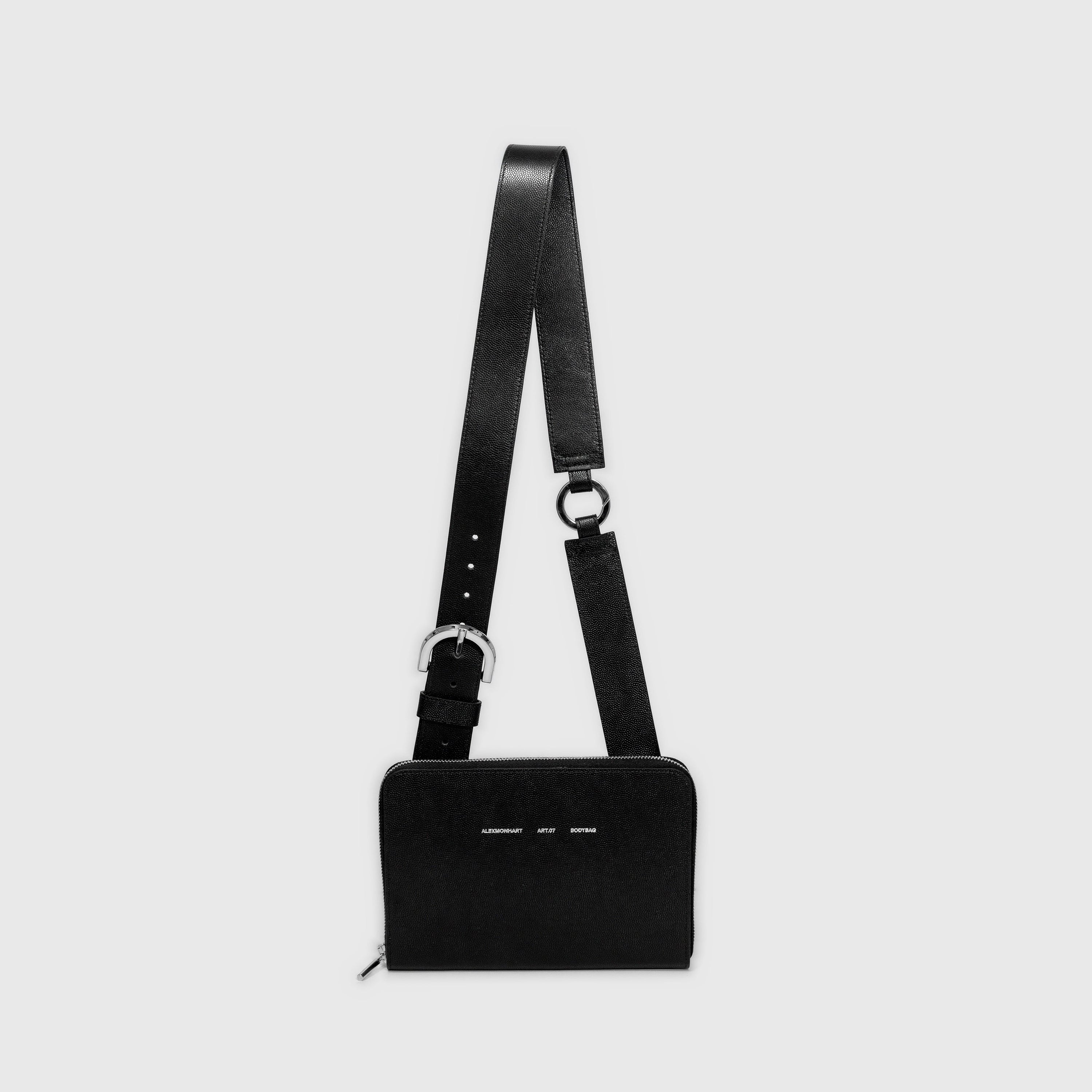 ART.07 BODYBAG GRAIN WIDE STRAP